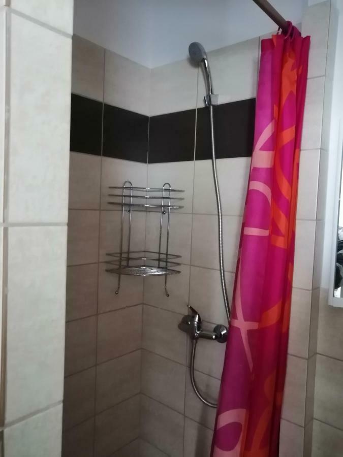 U Ladi Apartment Bulhary Bagian luar foto